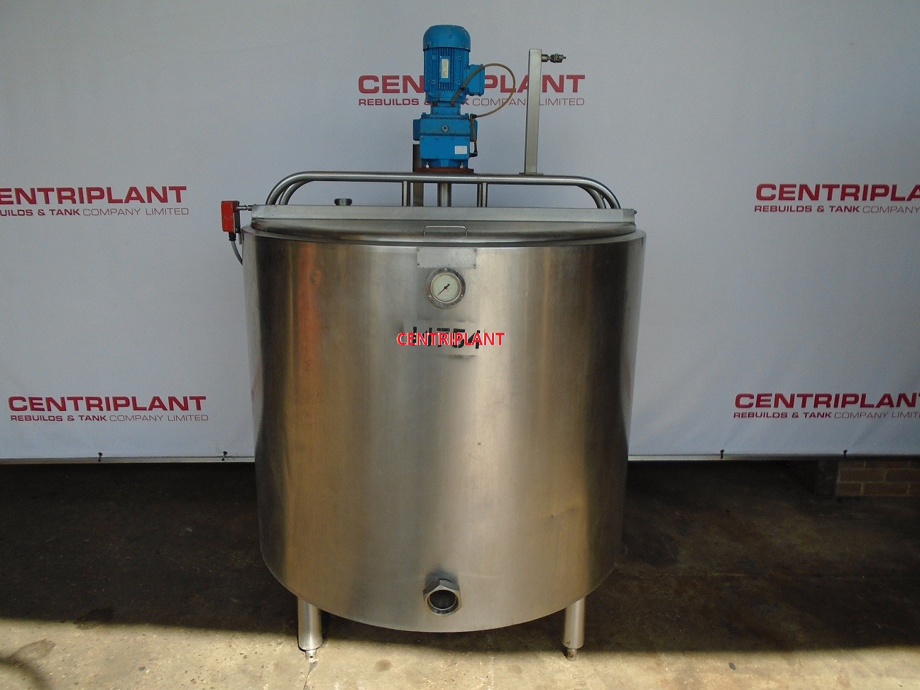 14754 - 1,000 LITRE STAINLESS STEEL WATER JACKETED MIXING TANK