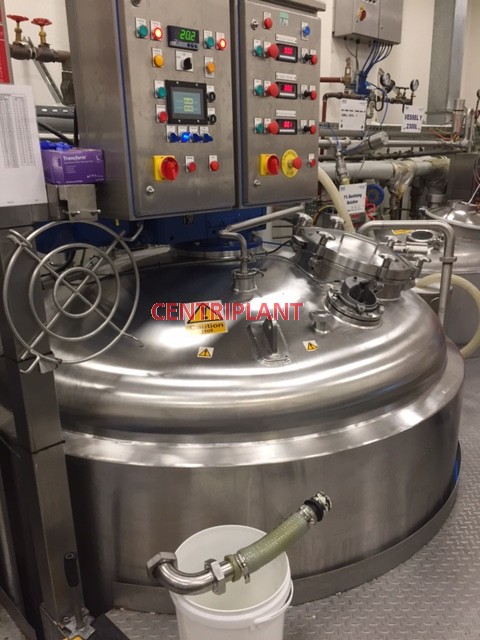95935 - NEW 6,000 LITRE STEAM JACKETED, SIDE SCRAPE MIXING TANK WITH BOTTOM ENTRY HIGH SHEAR MIXER