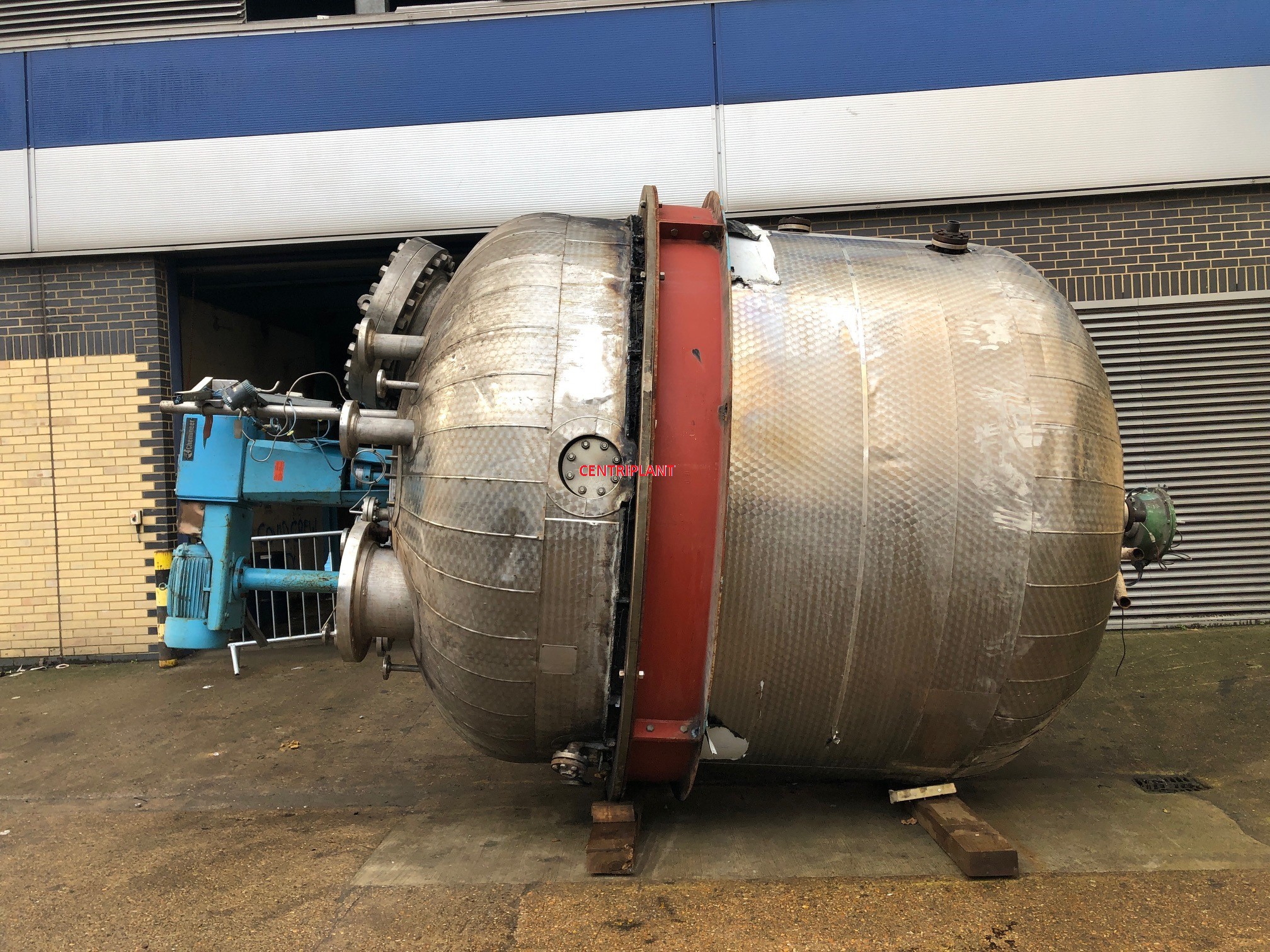 96145 - 10,000 LITRE STAINLESS STEEL PRESSURE &  LIMPET COIL REACTOR